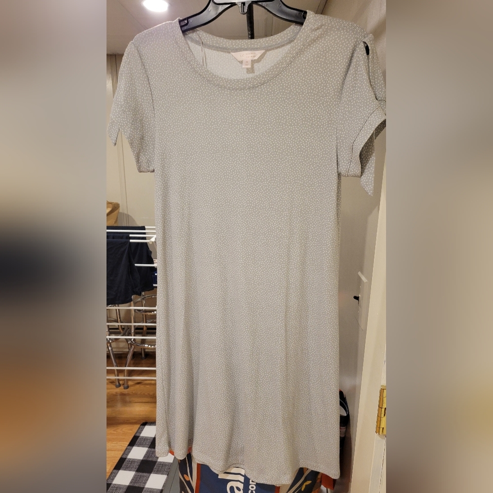 Like New Lauren Conrad Light Grey Polka Dot Tie Sleeve Swing Dress